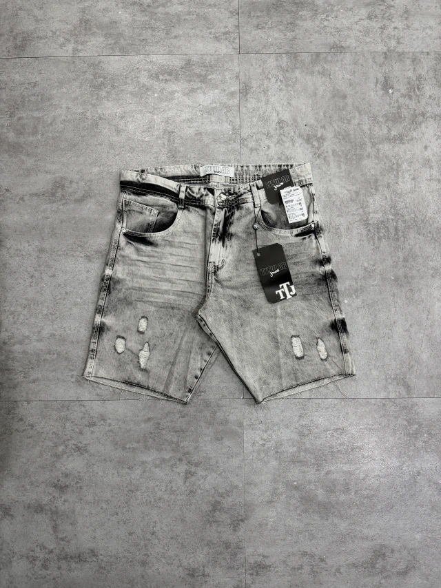 Bermuda Jeans Titular